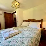 Casa Da Varziela * Labrujo
