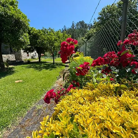 Casa Da Varziela Сasa de vacaciones *