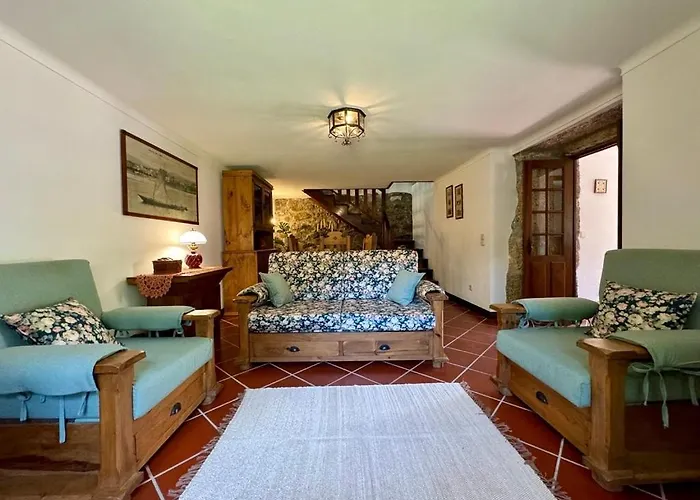 Casa Da Varziela * Labrujo