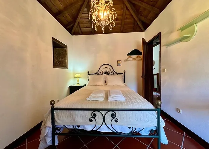 Casa Da Varziela * Labrujo