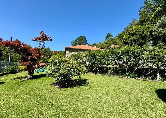 Casa Da Varziela * Labrujo